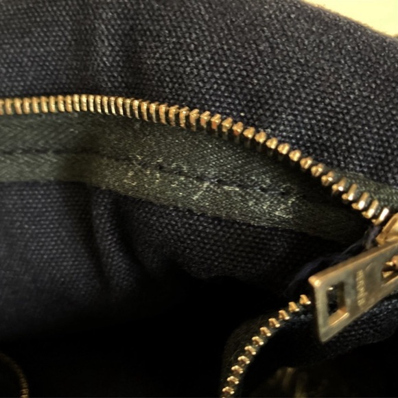 HERMES Distressed Navy Striped
Fourre Tout PM Tote Bag Set of 2 - Picture 6 of 16